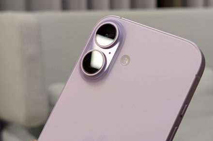 Apple and Samsung dominate the world’s best-selling smartphones, with the iPhone 17 leading the pack