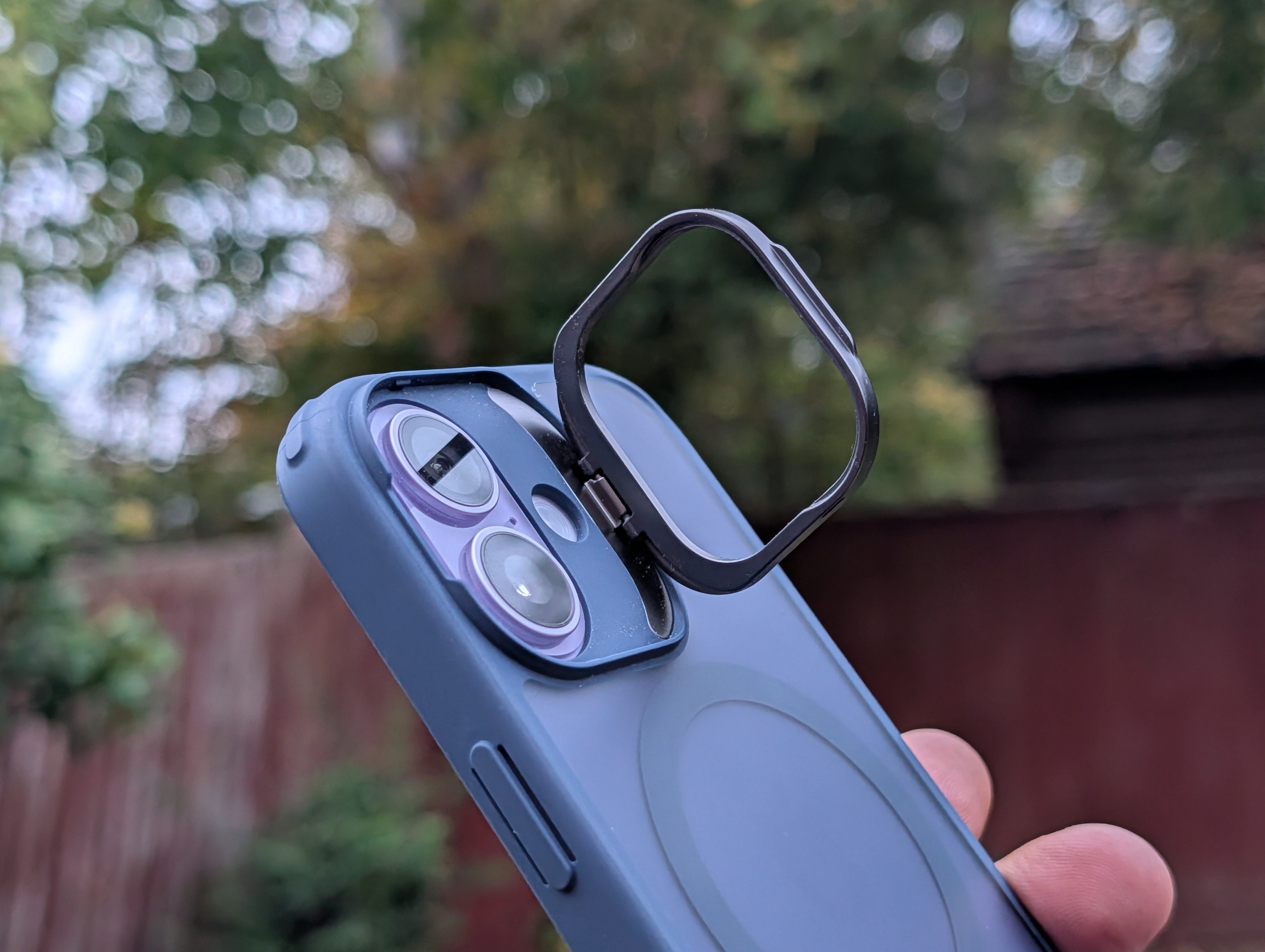ESR Hybrid case for the iPhone 17
