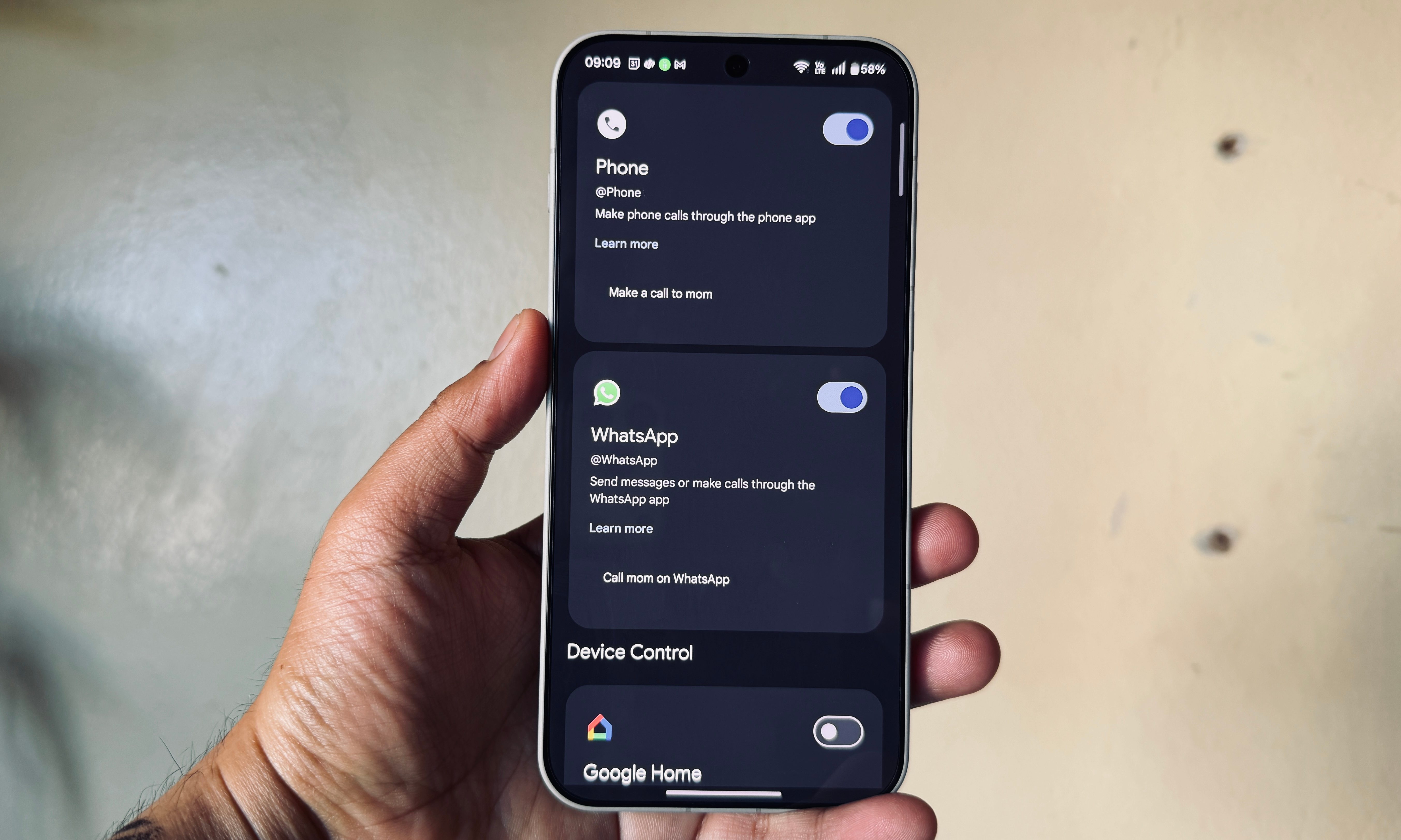Gemini apps linking.