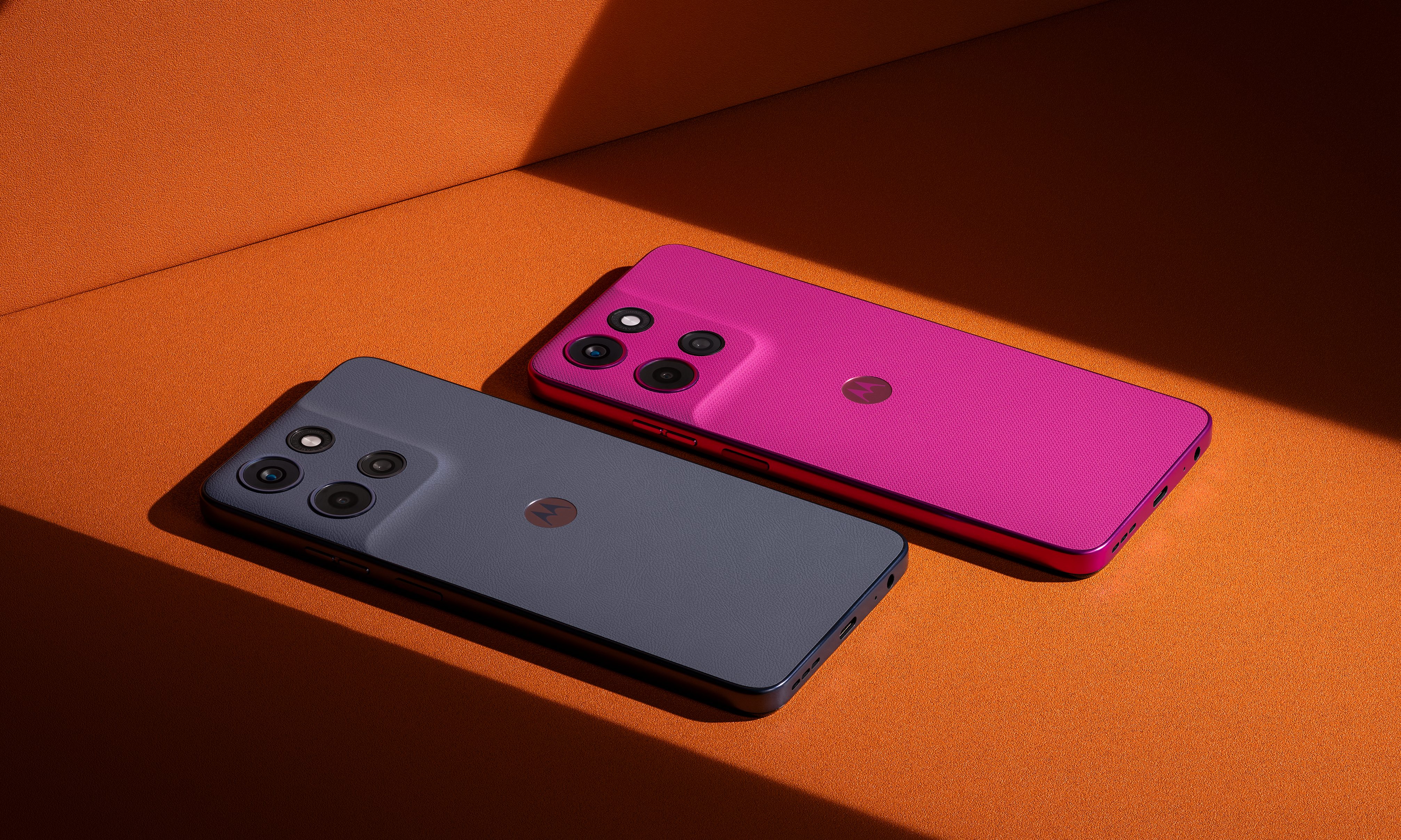 Moto G 2026 in Slipstream and Cattleya Orchid colors