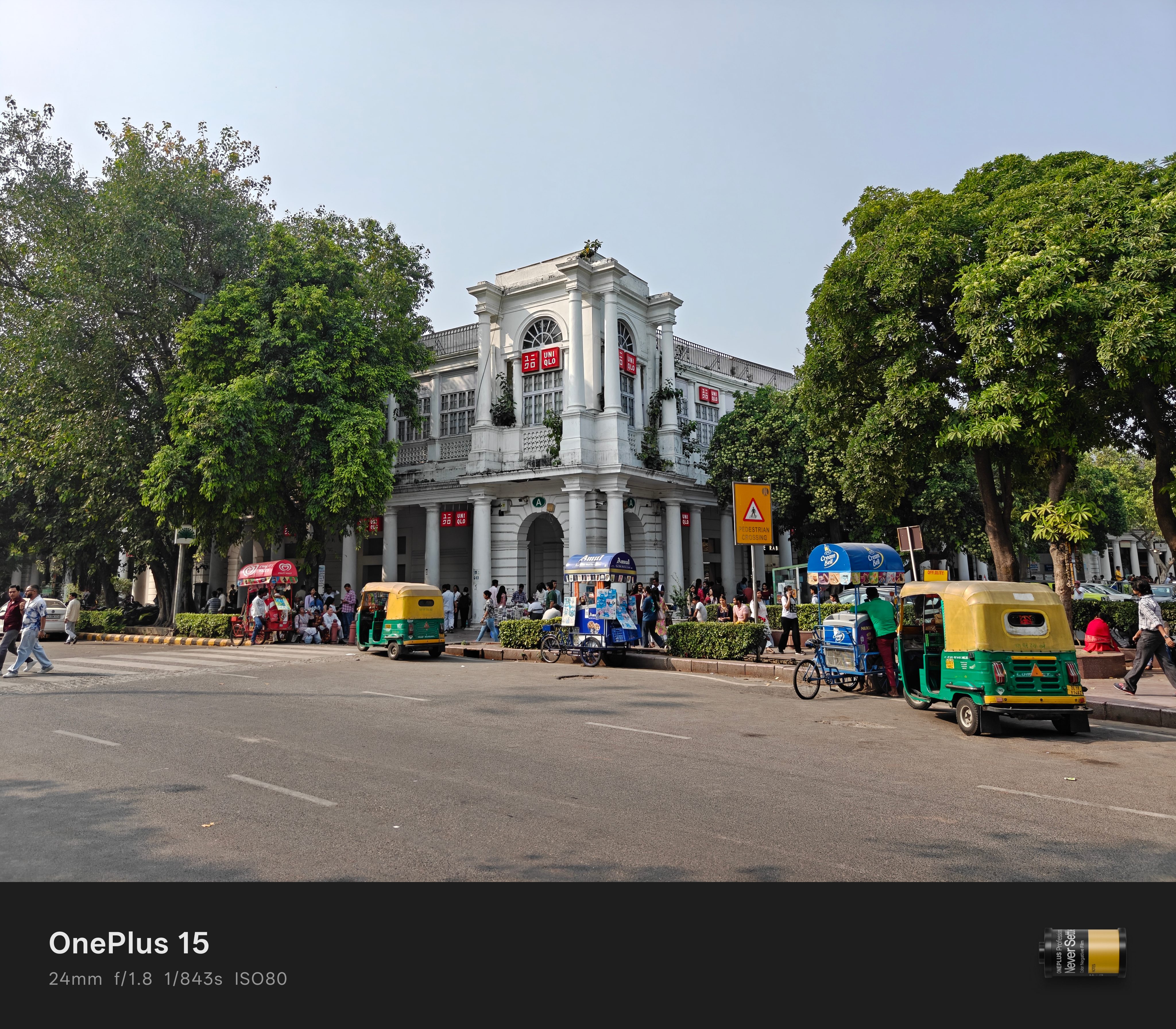 Daylight sample from OnePlus 15 camera of a building.