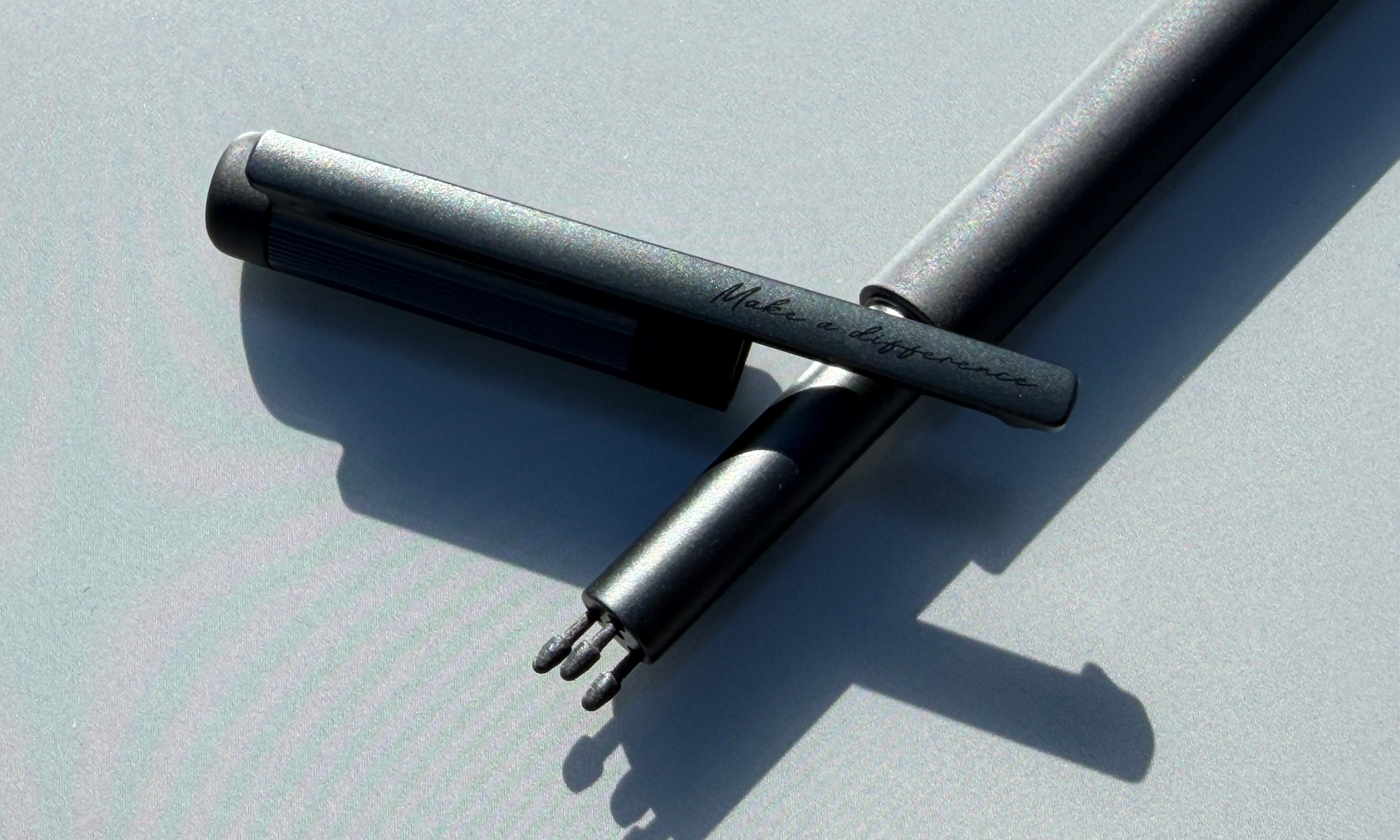 Pen and nib on Onyx Boox Air 5C.