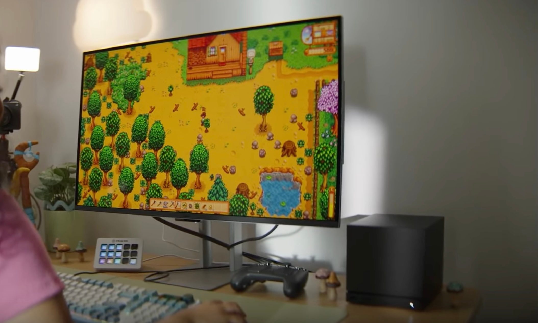 Steam Machine with a monitor