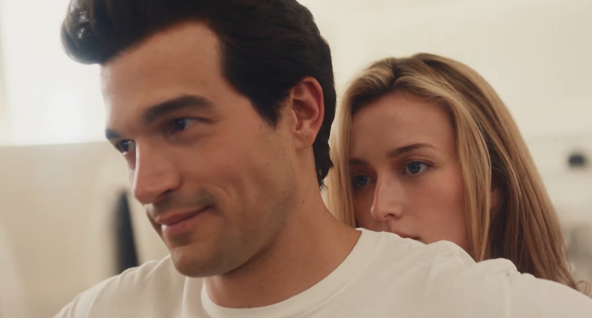 Paul Anthony Kelly and Sarah Pidgeon as John F. Kennedy Jr. and Carolyn Bessette in Love Story.