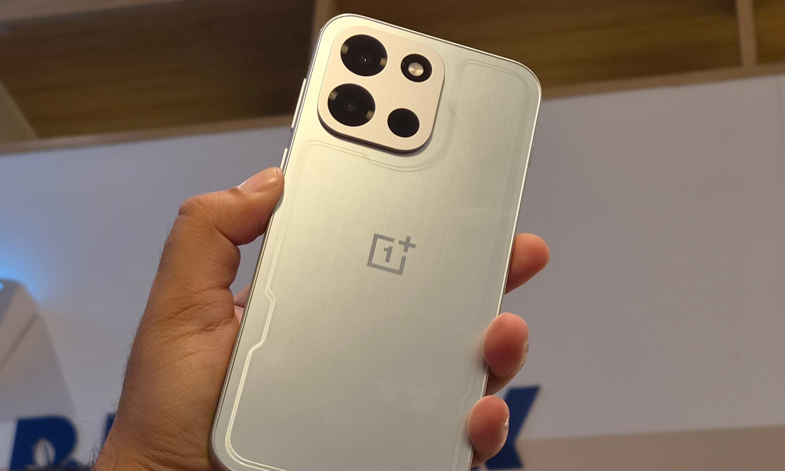 OnePlus Nord 6 in hand