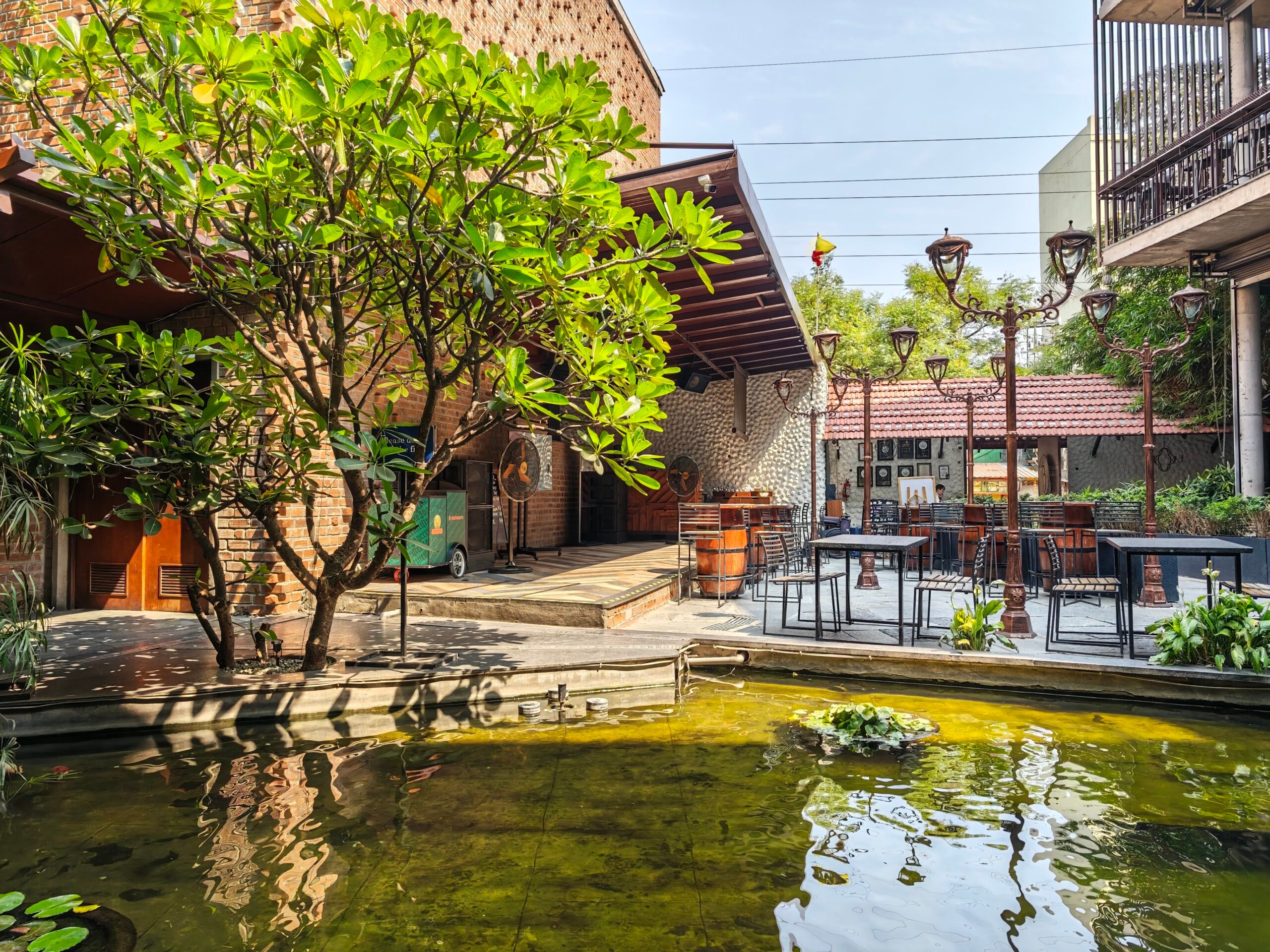 HDR (6) - Xiaomi 17 Ultra Camera Review