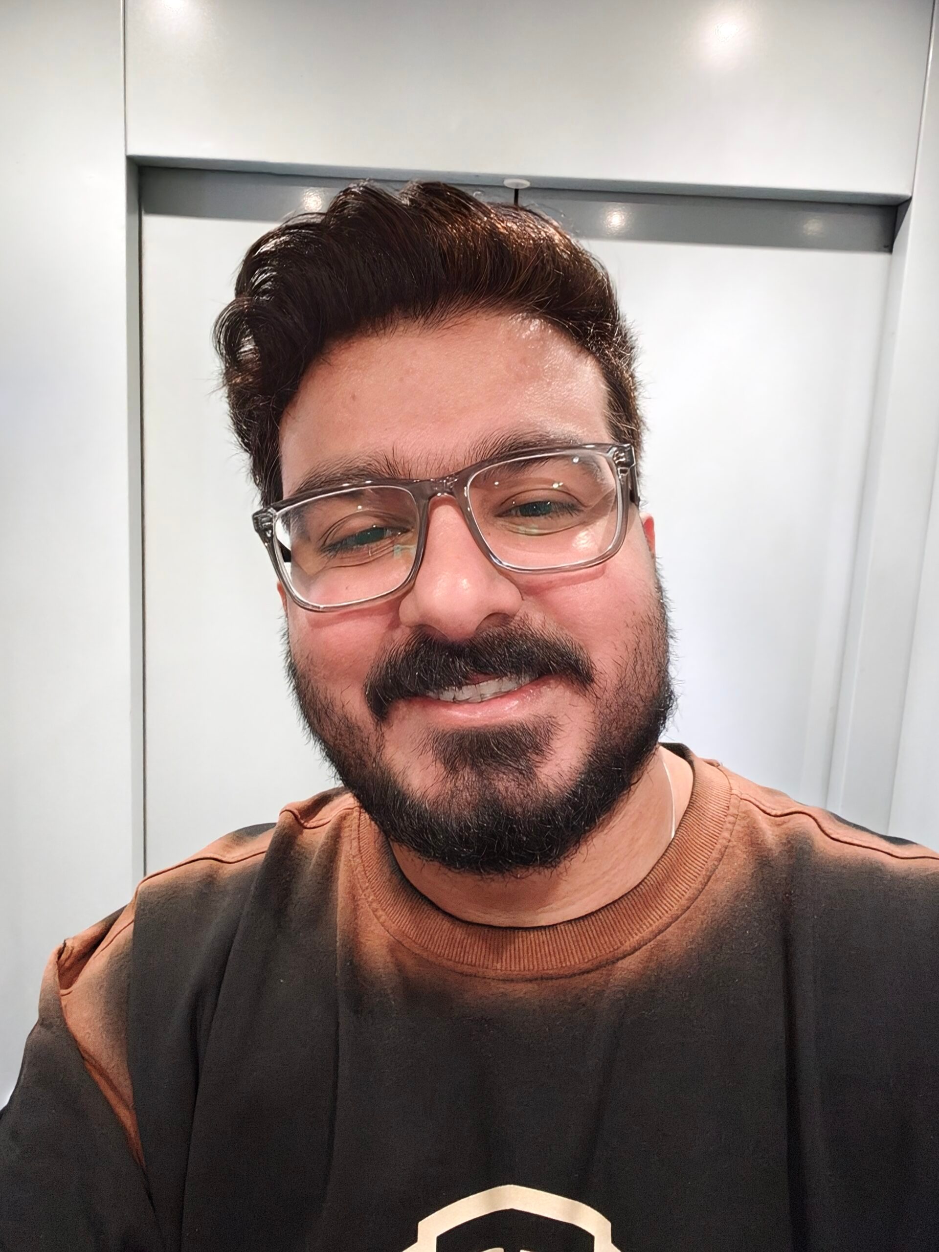 Selfie (1) - Xiaomi 17 Ultra Camera Review