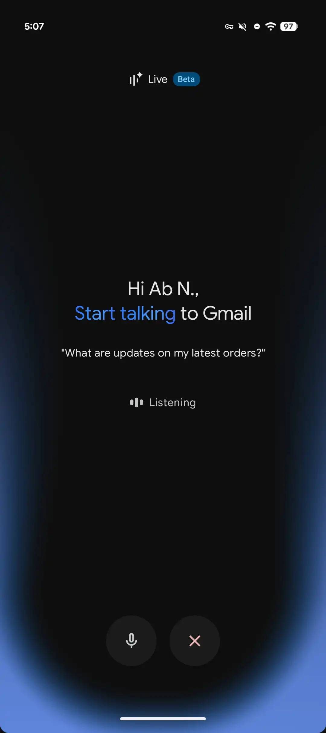 Google、受信トレイ用の新しい音声検索ツール「Gmail Live」のテストを開始