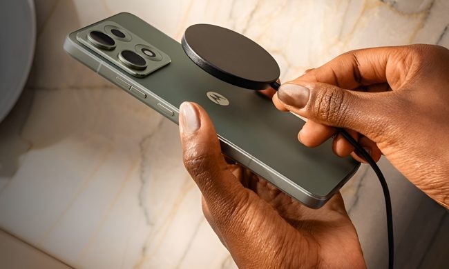 Motorola Edge 70 Max with a magnetic charger