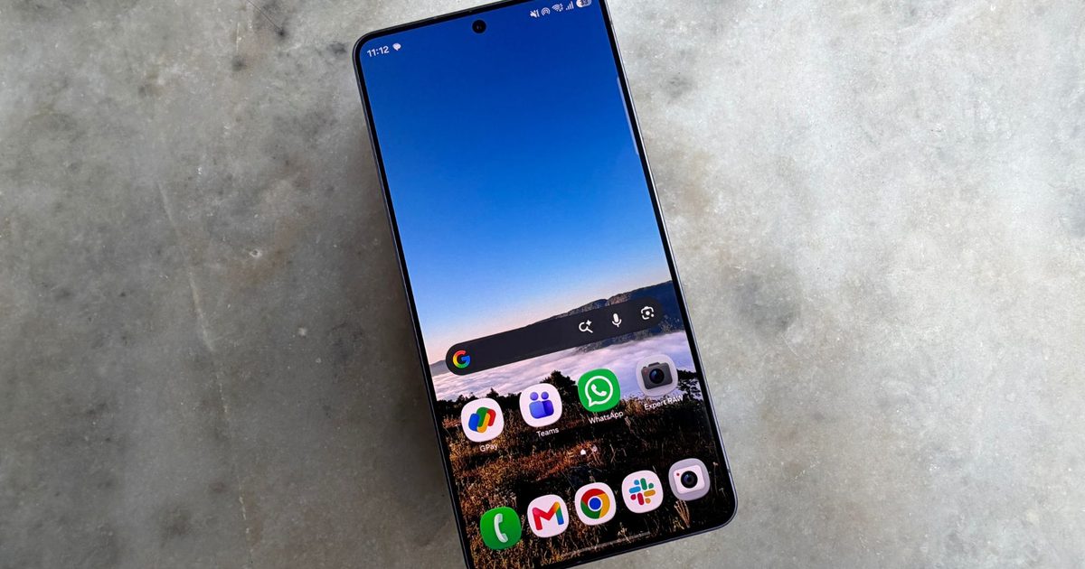 Samsung may be planning two Galaxy S27 Ultra sizes next year Samsung may be planning two Galaxy S27 Ultra sizes next year