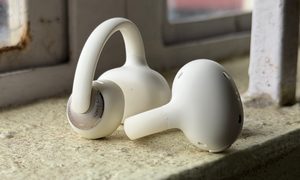Baseus Bowie MC2 earclip earbuds.