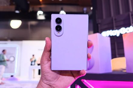 Samsung Galaxy Z Fold 8 Debuts Wide Design, Lighter Build