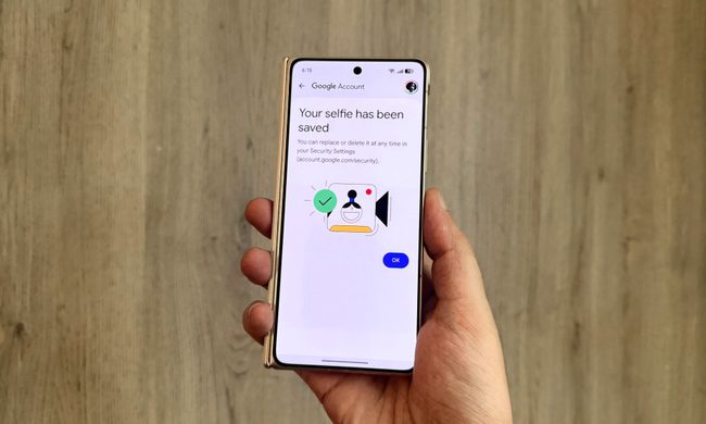 Google account selfie sign in tutorial featured