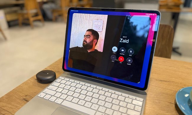 Apple iPad Pro 2025 on a table