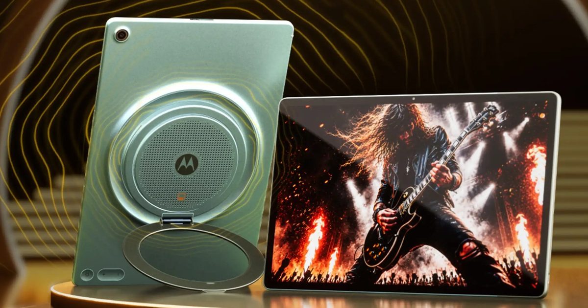 After flips and foldables, Motorola drops a tablet stuffed with nine JBL speakers, and I need to hear it After flips and foldables, Motorola drops a tablet stuffed with nine JBL speakers, and I need to hear it