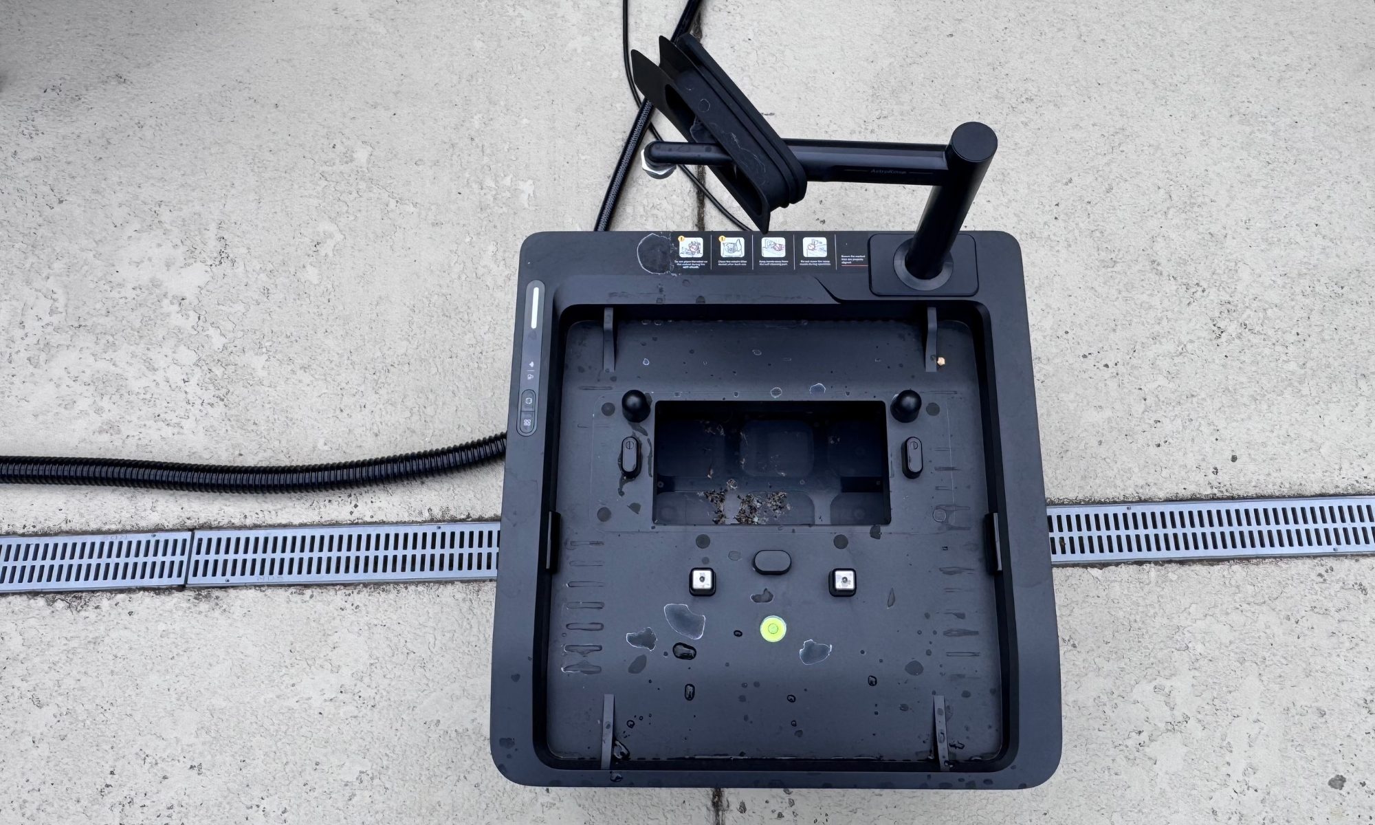Beatbot AquaSense X AstroRinse station
