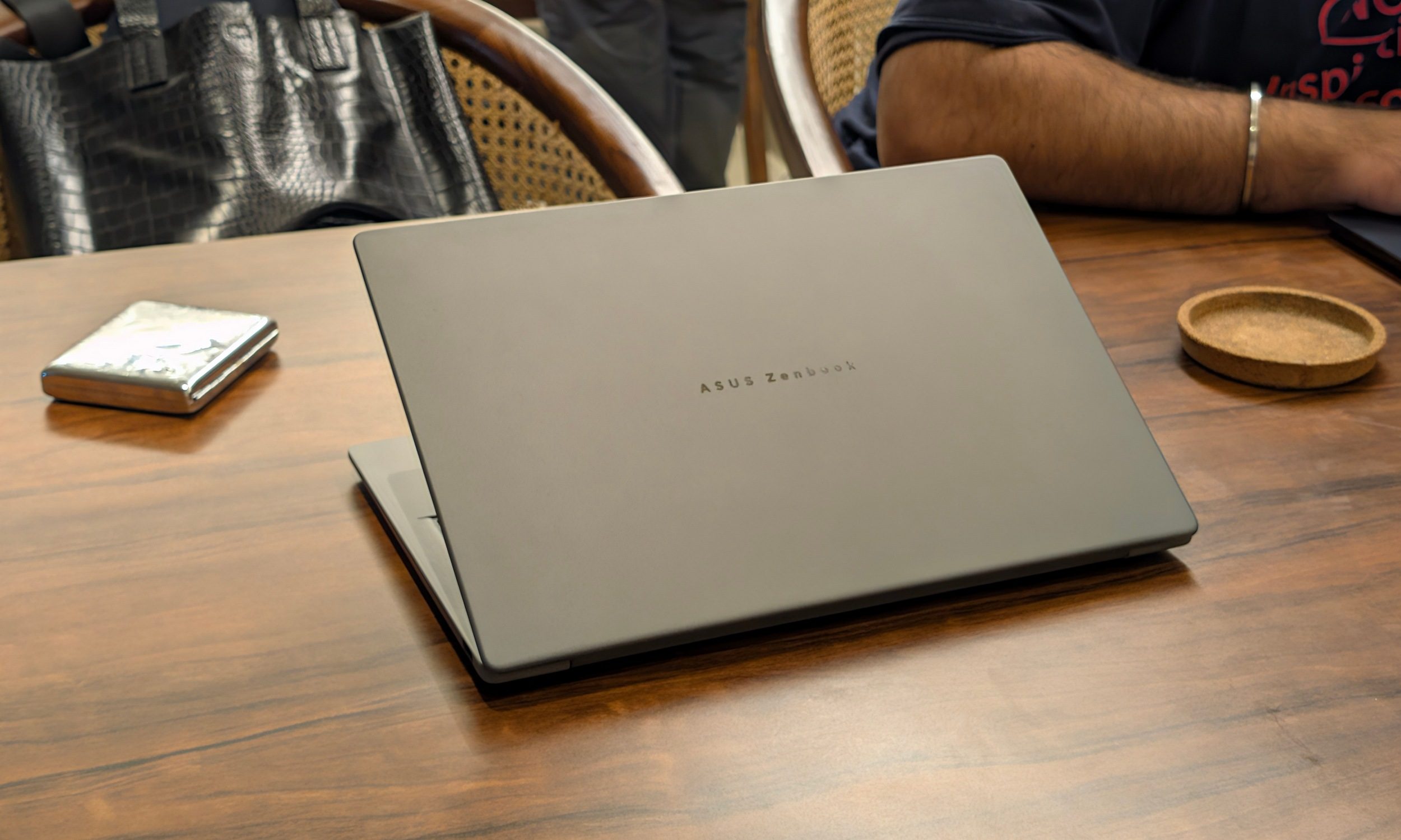 ASUS Zenbook A14 Review from the back