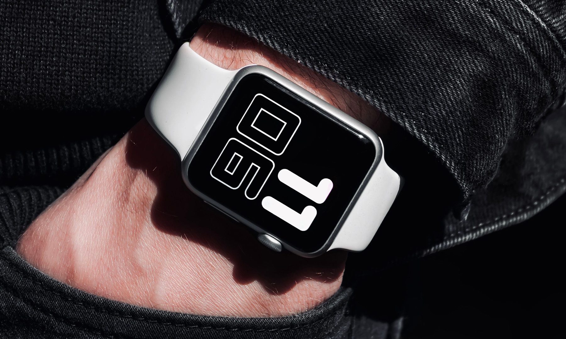 Apple Watch Smart fashion shot featured