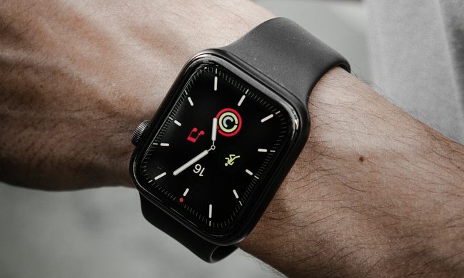 Apple Watch Smart fashion shot on hand wearing