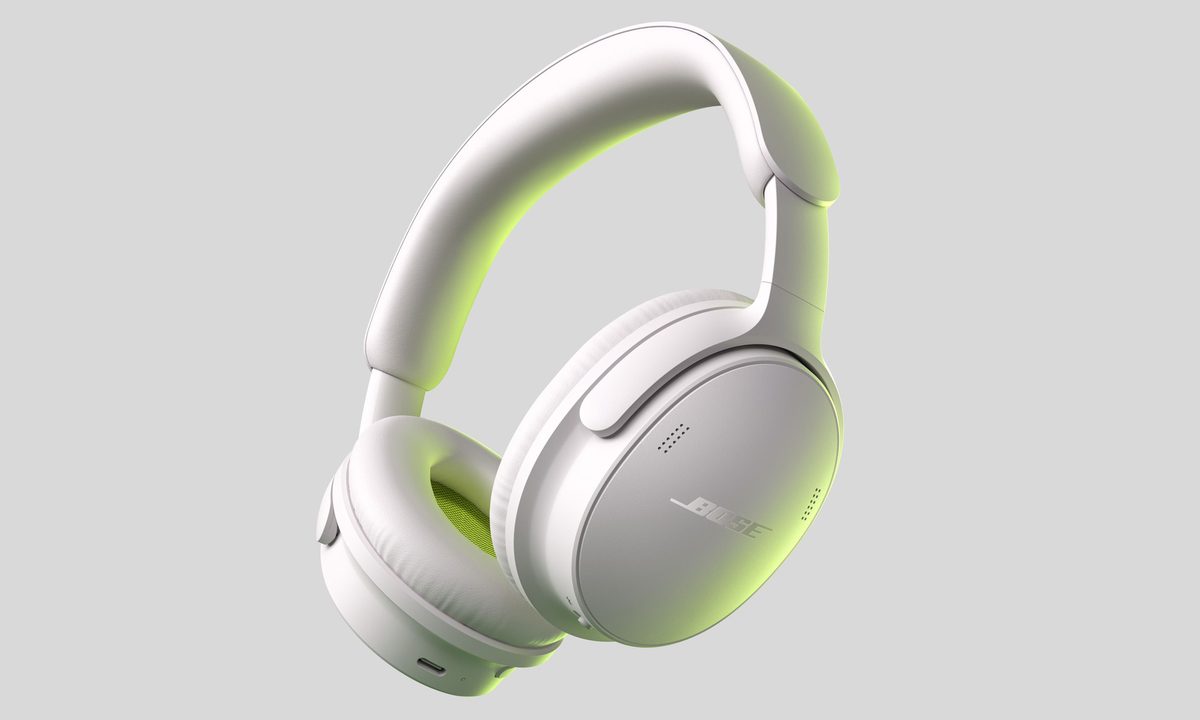 Bose QuietComfort headphones second gen.