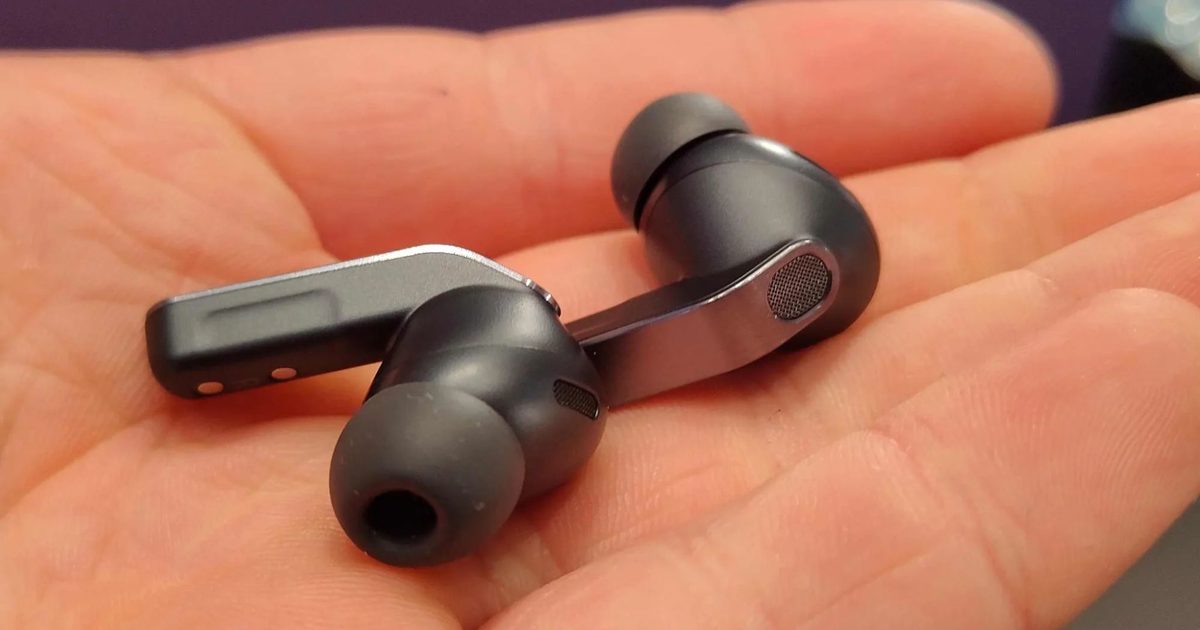 Samsung’s Galaxy Buds can now double as hearing aids with customisable sound boosting Samsung’s Galaxy Buds can now double as hearing aids with customisable sound boosting