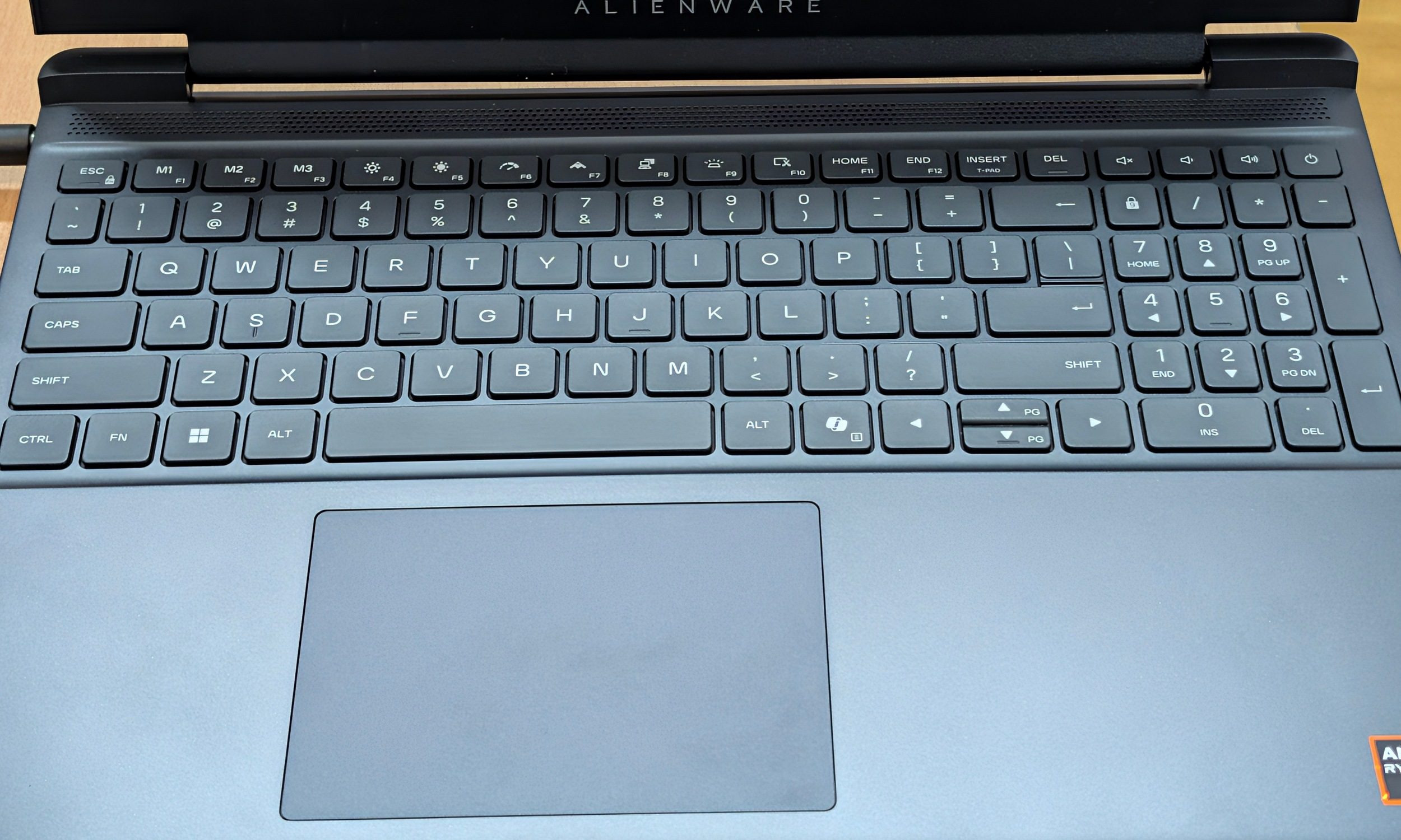 Dell Alienware 15 Review Keyboard and Trackpad