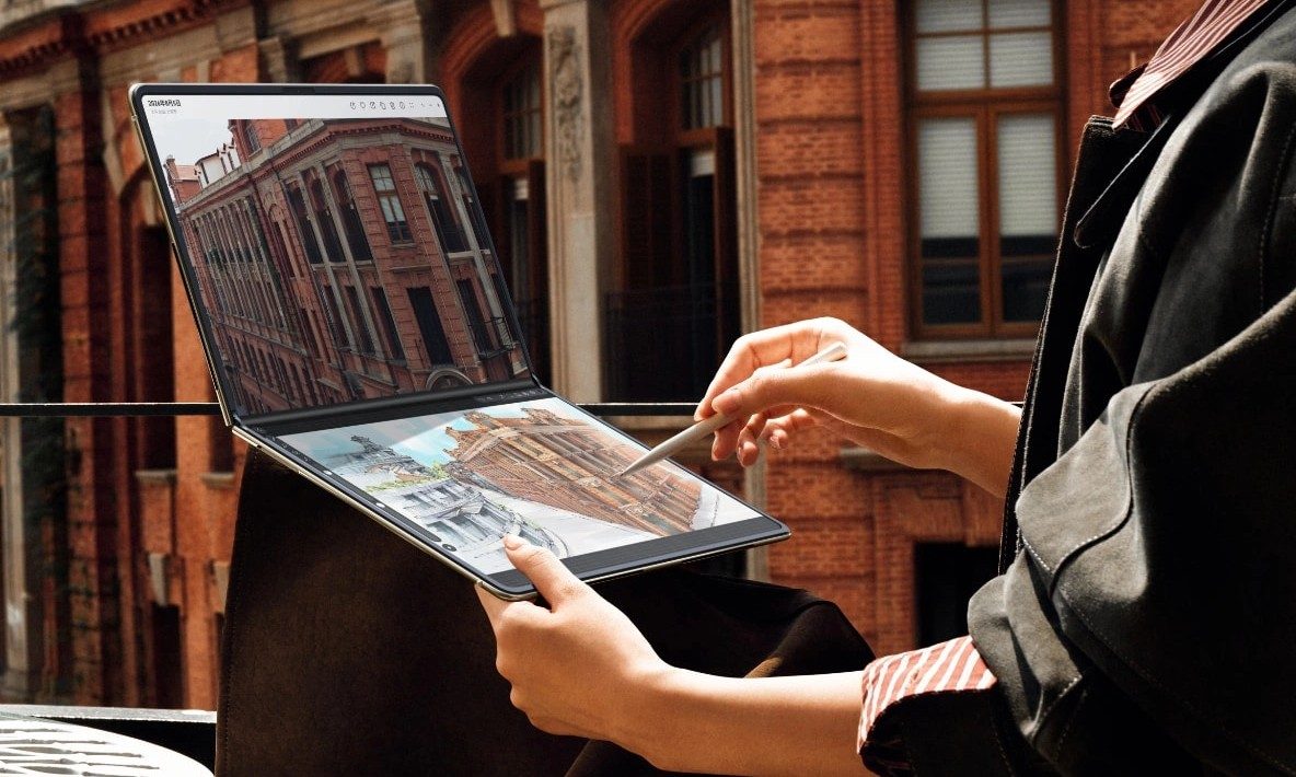 Huawei MateBook Fold Ultimate Design being used with the M3-Pen