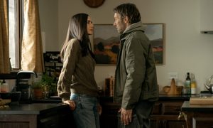 Jennifer Connelly and Joel Edgerton in Dark Matter Season 2 Episode 1