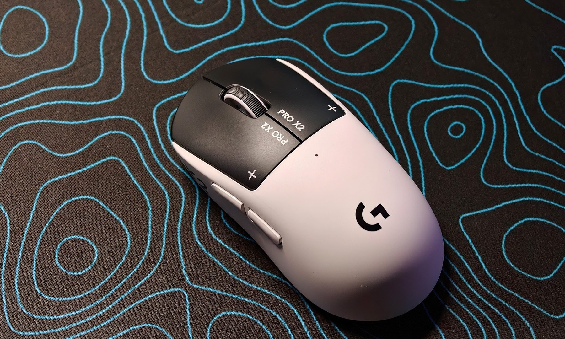 Logitech PRO X2 SUPERSTRIKE Design Top