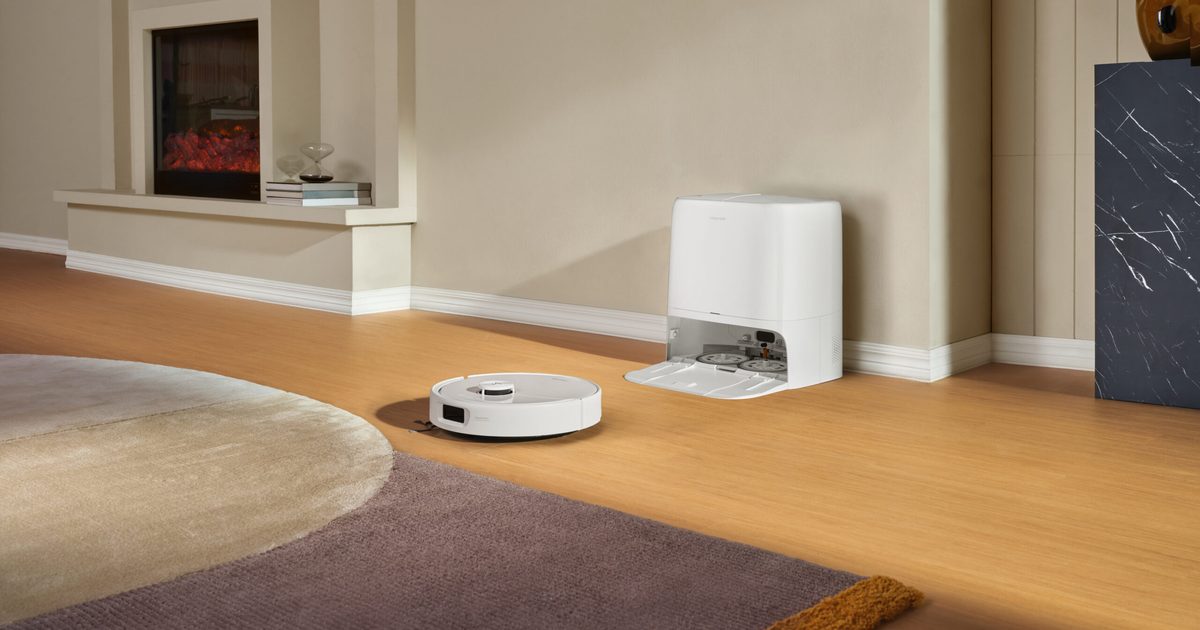 Roborock’s new robot vacuum can remove its own mops before cleaning carpets Roborock’s new robot vacuum can remove its own mops before cleaning carpets