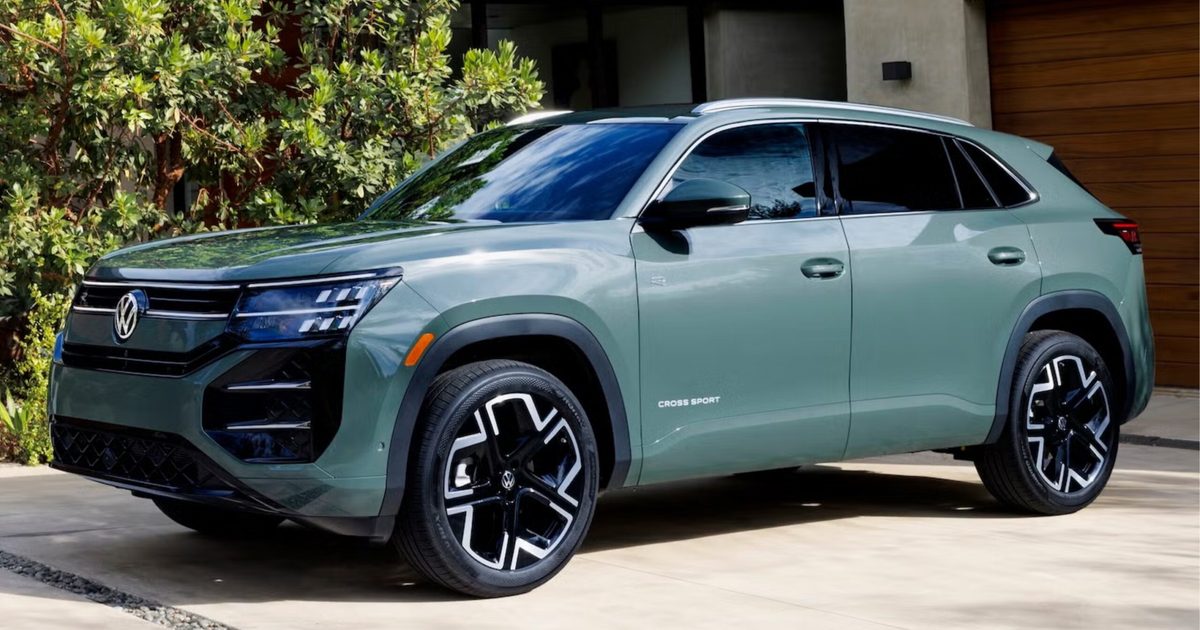 Volkswagen just gave the Atlas Cross Sport more power, more features, and more personality Volkswagen just gave the Atlas Cross Sport more power, more features, and more personality