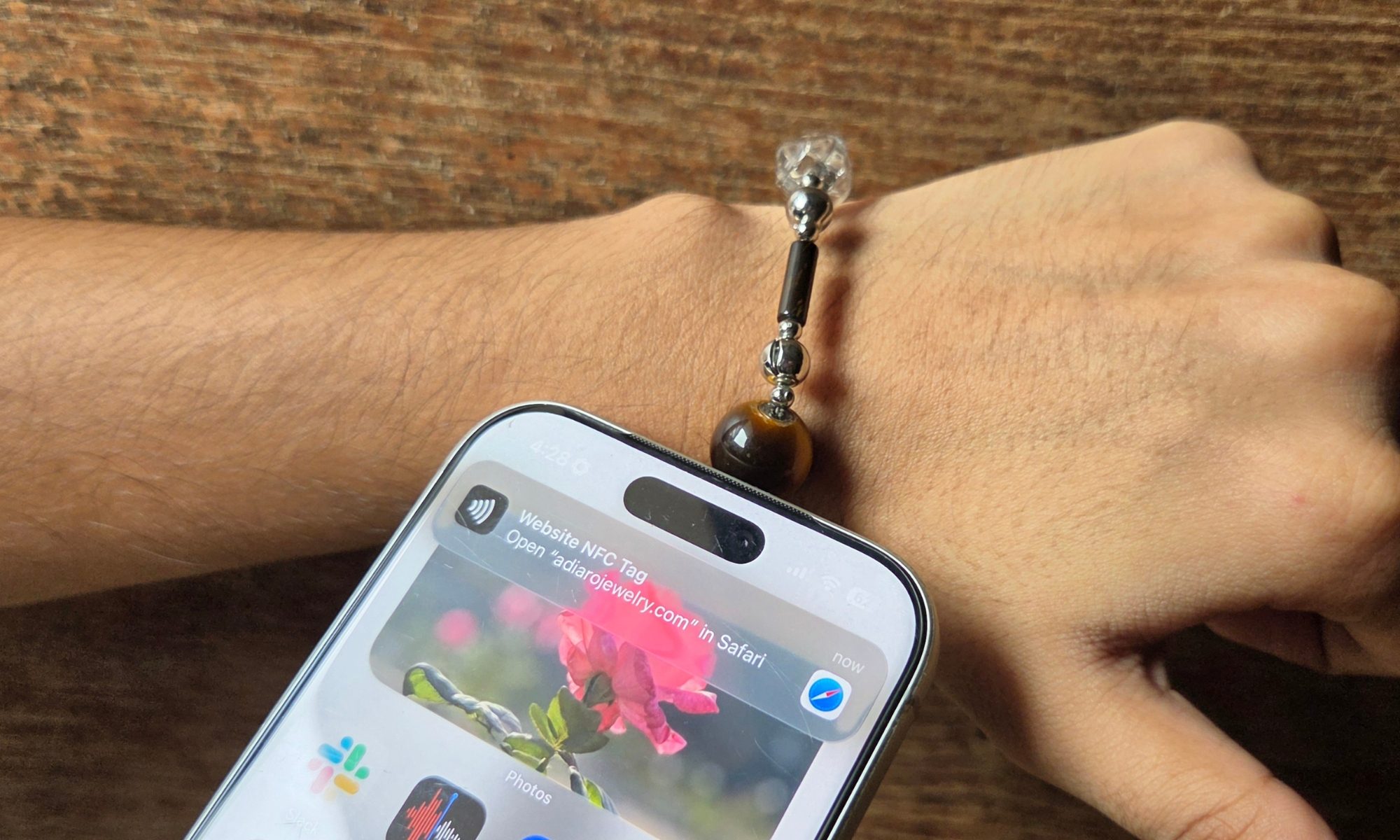 Adiaro Balance Chain Bracelet.