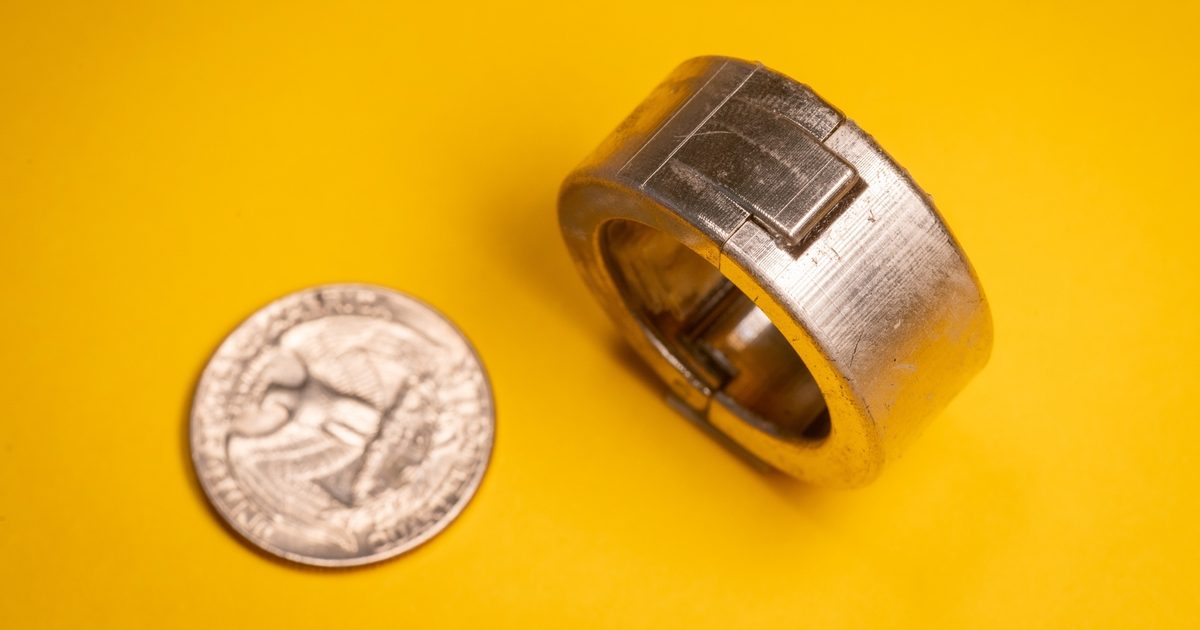 Smart rings focus on the heart. I saw the future, and it’s a sweat-sensing lab on your finger. Smart rings focus on the heart. I saw the future, and it’s a sweat-sensing lab on your finger.