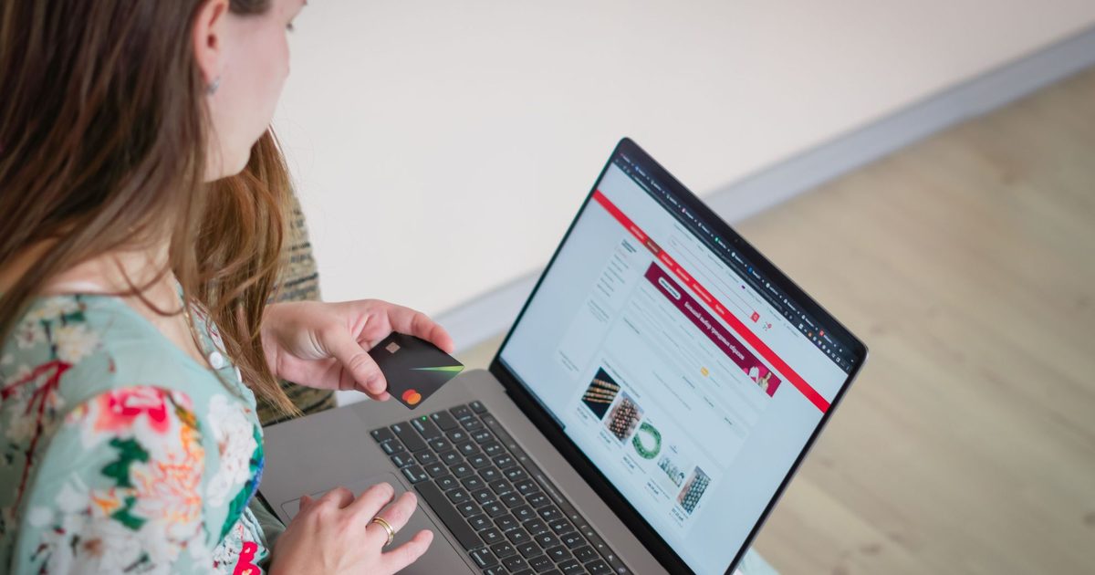 I didn’t think fake shopping could trick my brain until I tried the viral dopamine websites