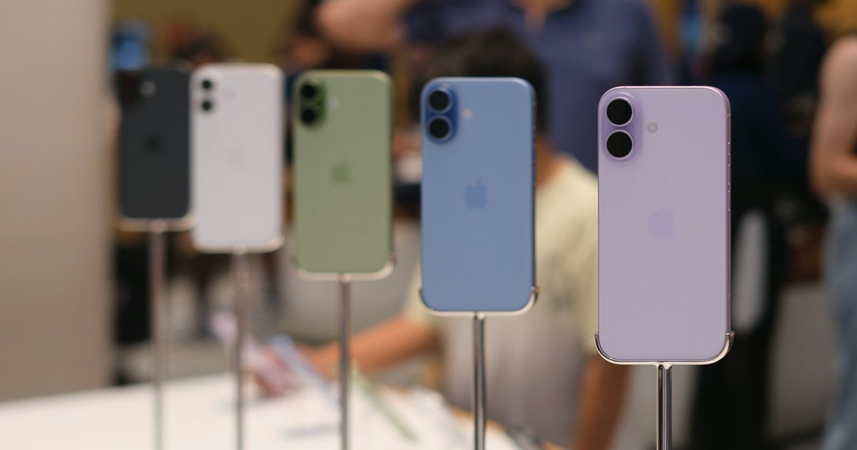 The US is mulling tariffs that will make your laptops, phones, and gaming consoles pricier
