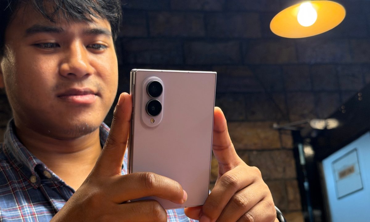 Foldable Smartphone Market Surge | Apple's iPhone Duo Drives 24% Category Growth & Seller Opportunities