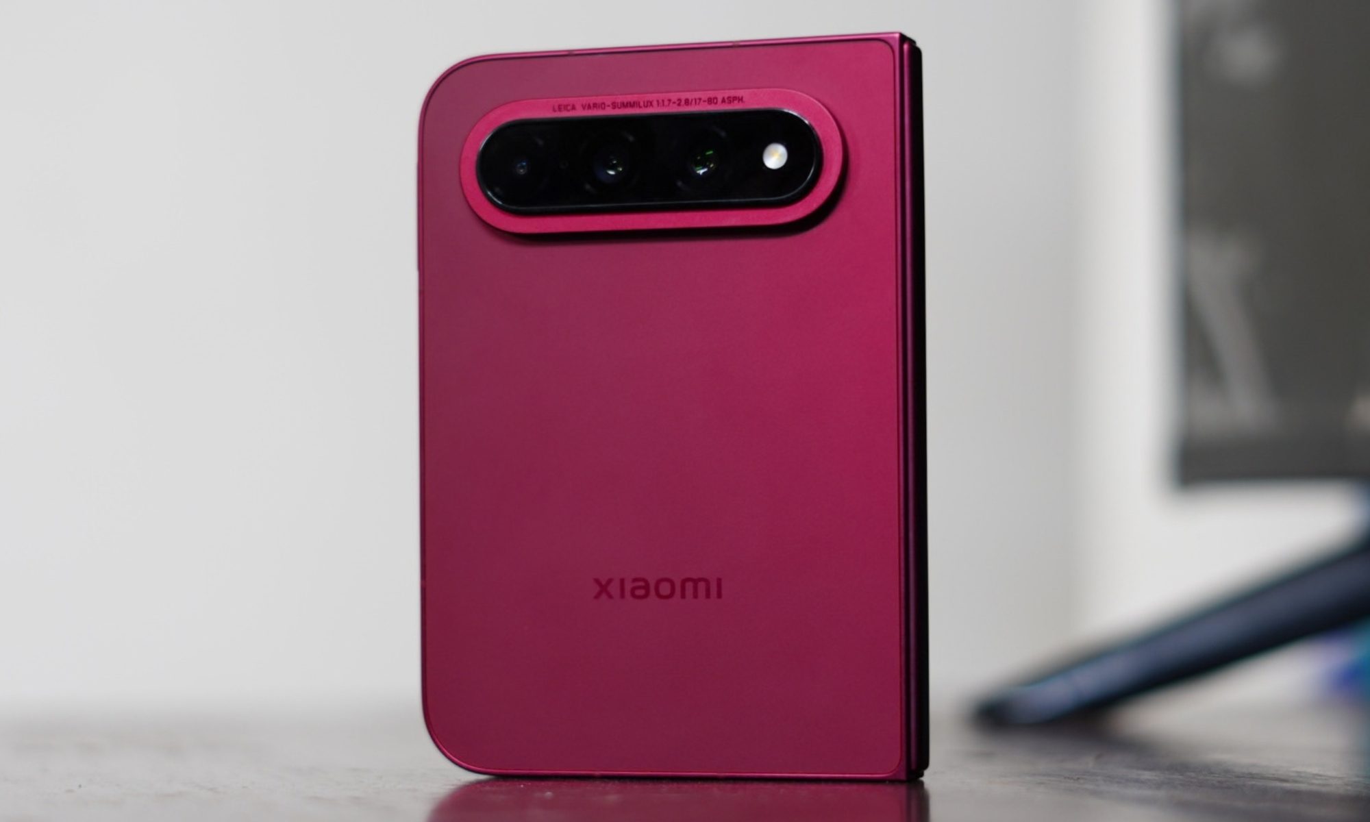 Xiaomi 18 Fold: Đối thủ đáng gờm của iPhone Duo với thiết kế siêu nhẹ, camera Leica 200MP và pin 6.000mAh