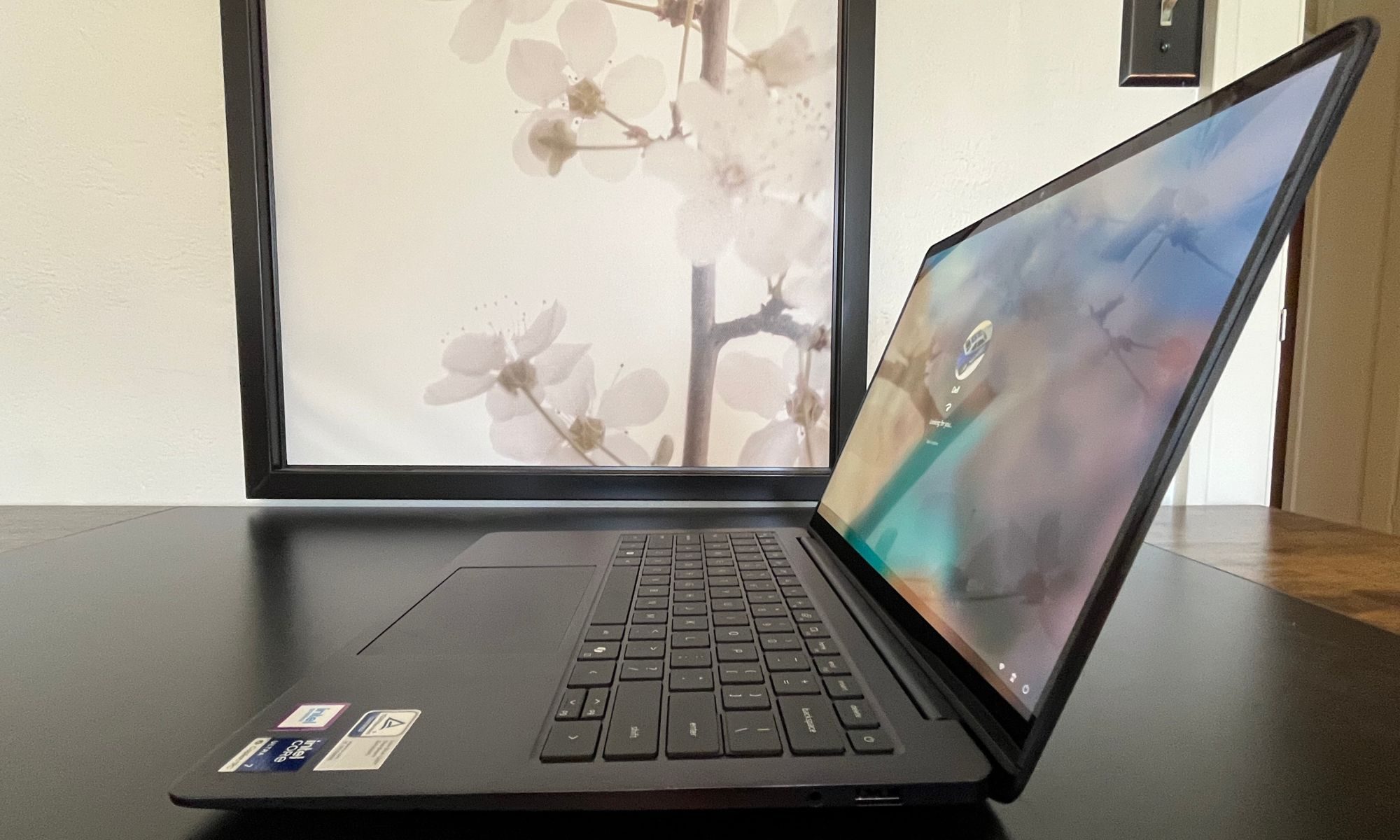 side view of Dell 14S (DS14260) laptop
