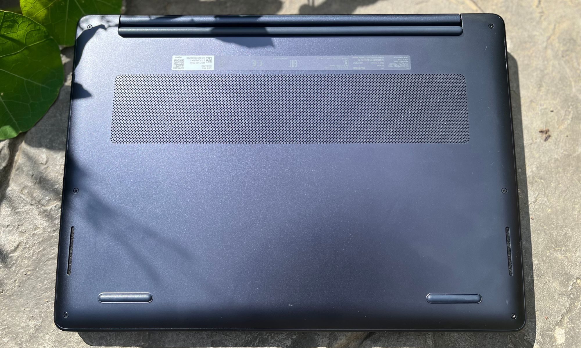 underside of Dell 14S (DS14260)