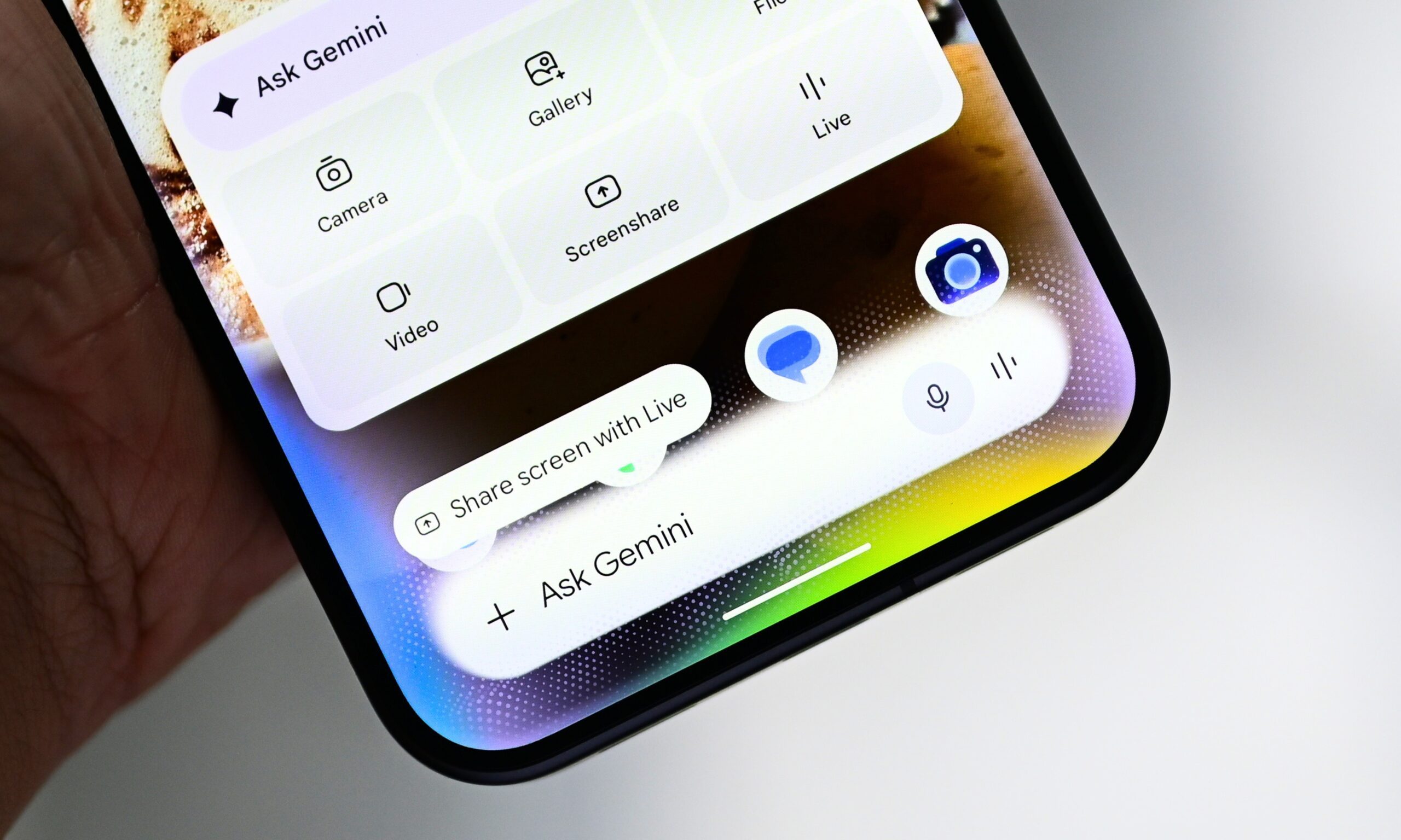 Gemini bottom bar on Pixel 11 Pro XL.