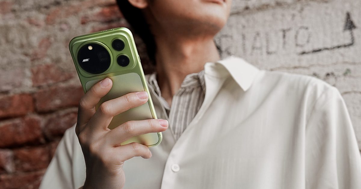 Honor shows off Magic 9 Pro Max flagship with ARRI imaging in striking moss green