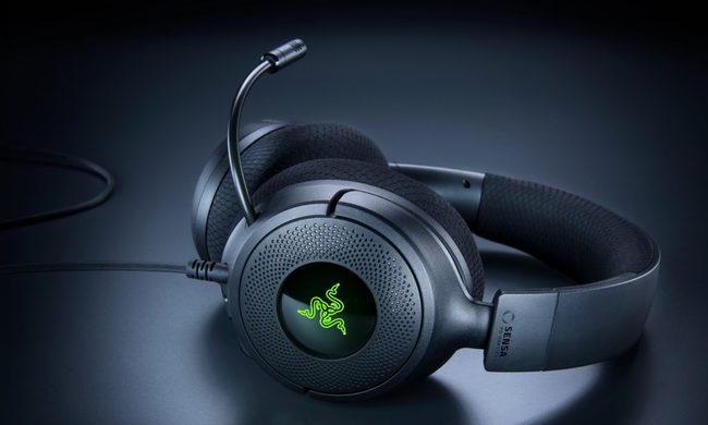 Razer Kraken V4 X Sensa HD Haptics side shot
