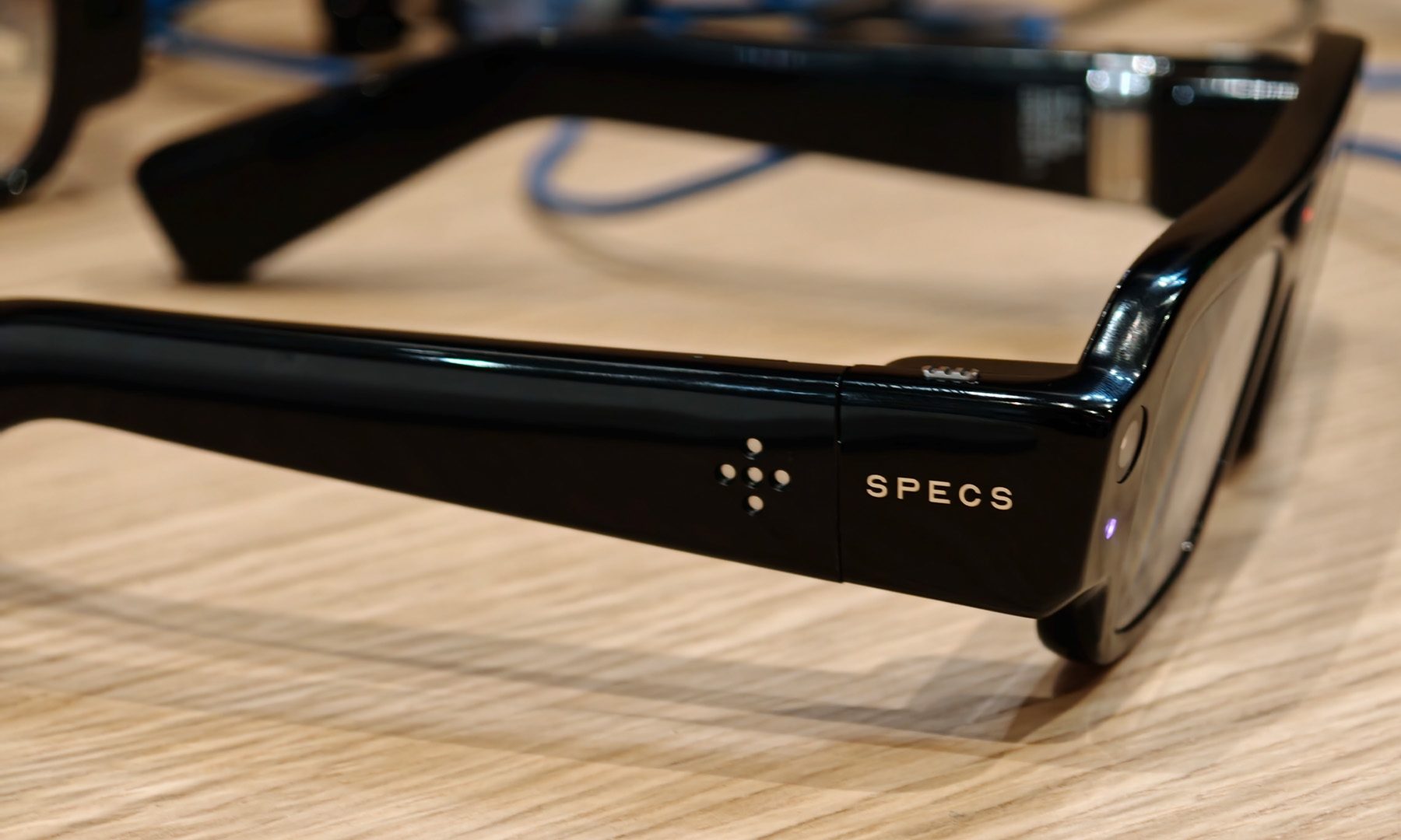 Snap SPECS on table side shot