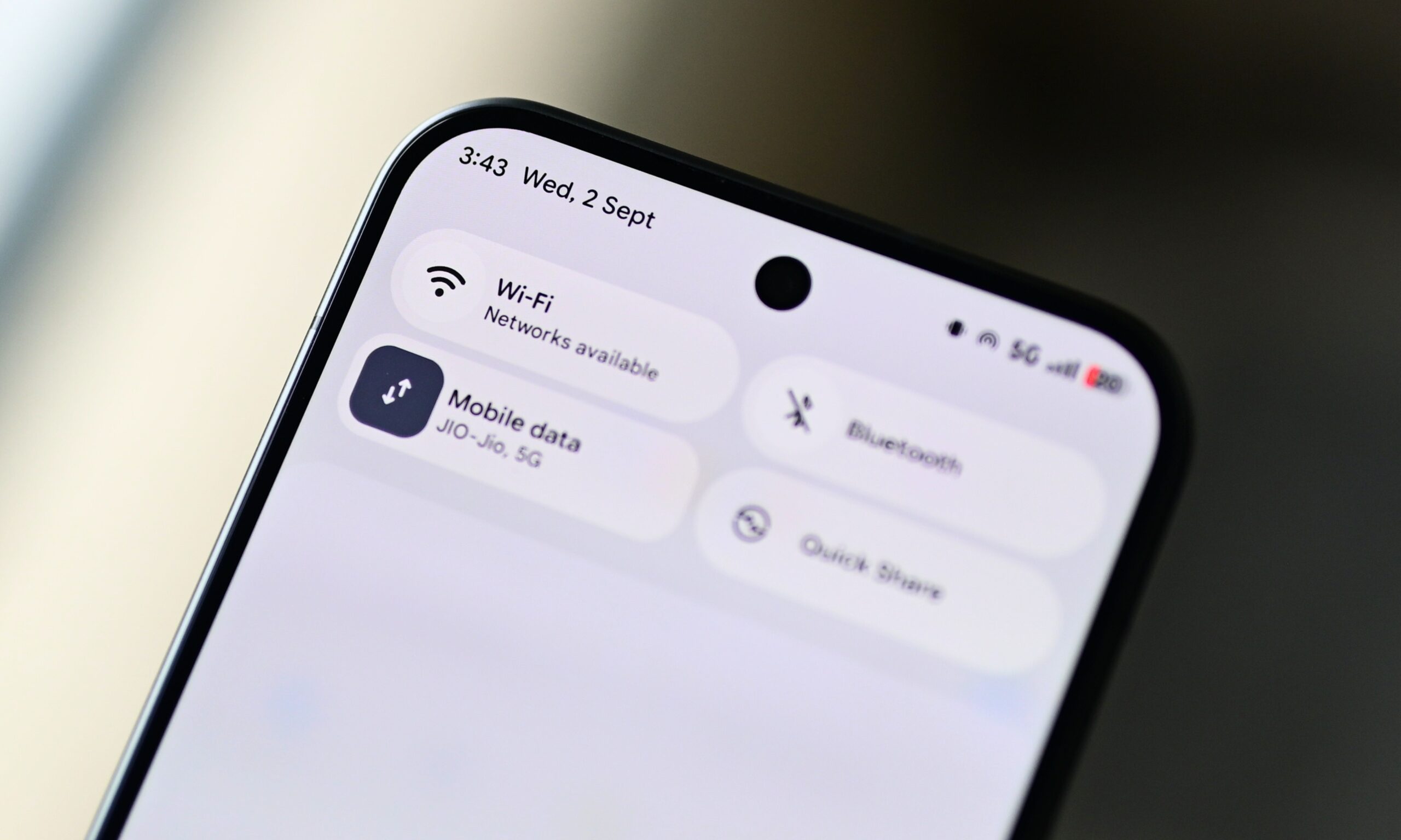 Thick bezels on the Pixel 11 Pro XL