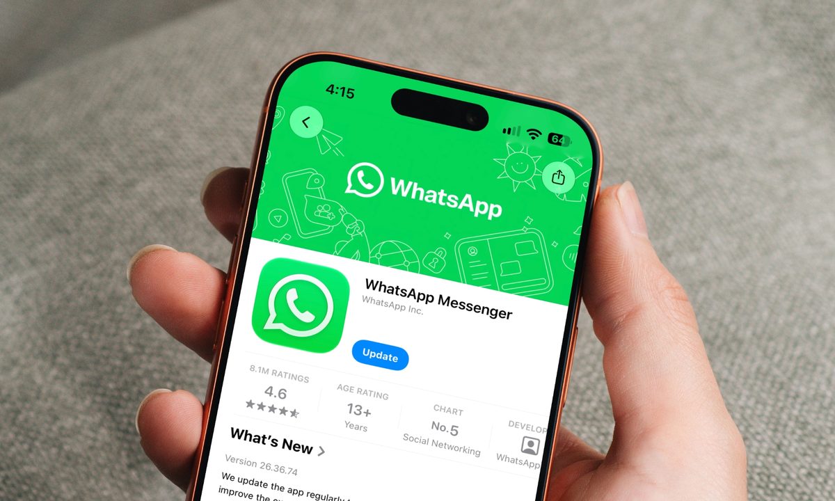WhatsApp-on-iPhone.jpg
