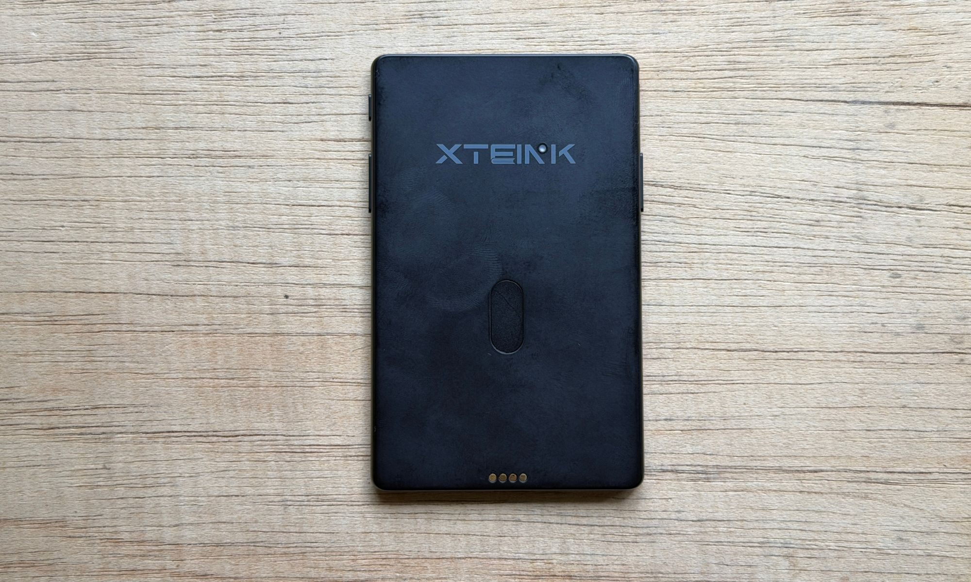 XTEINK X4 Pro ereader.