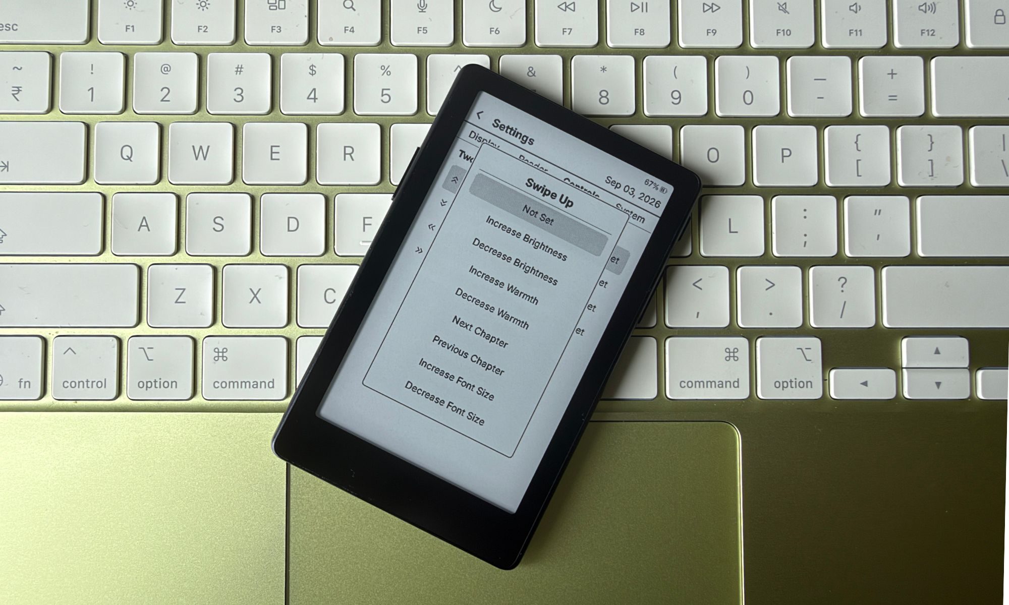 XTEINK X4 Pro ereader.