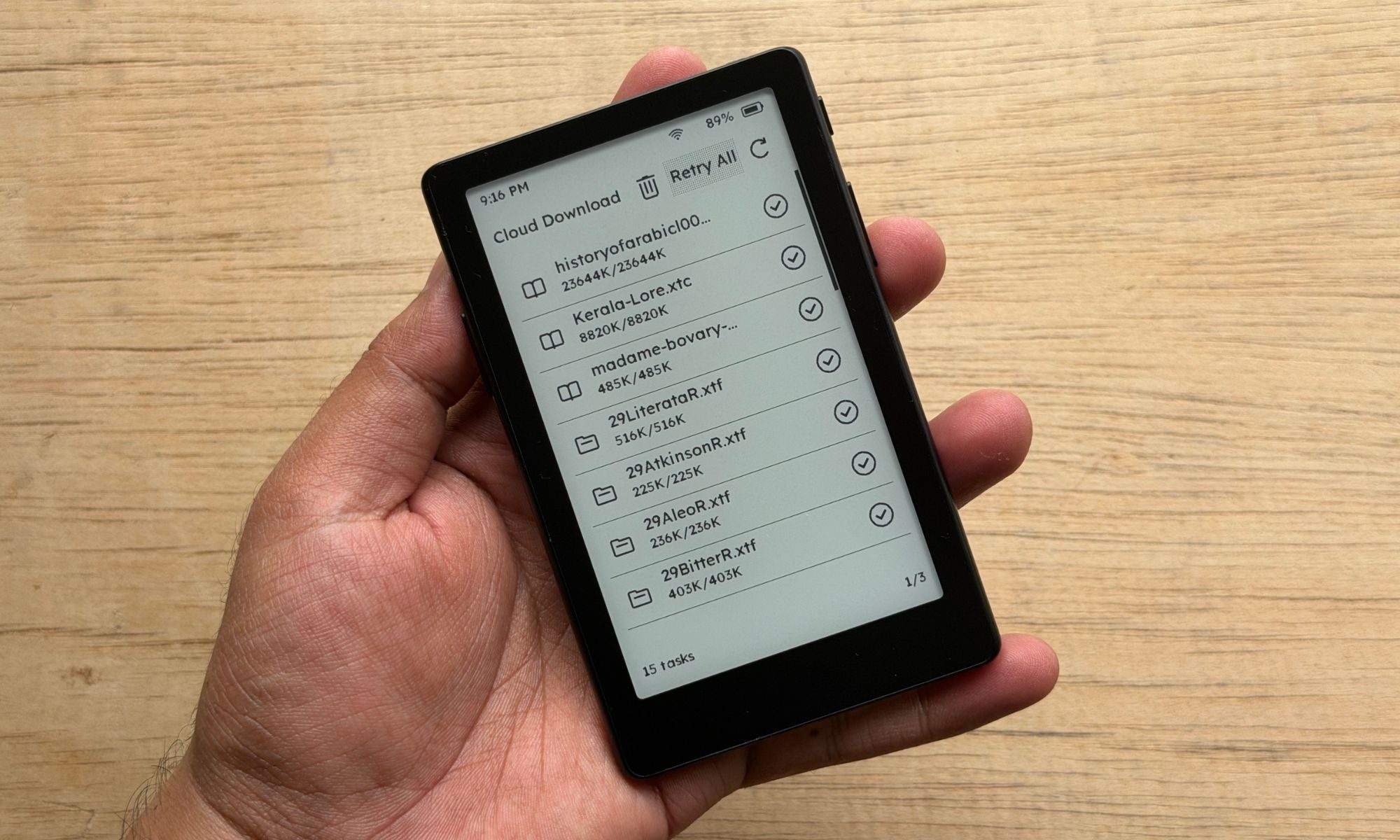 XTEINK X4 Pro ereader.