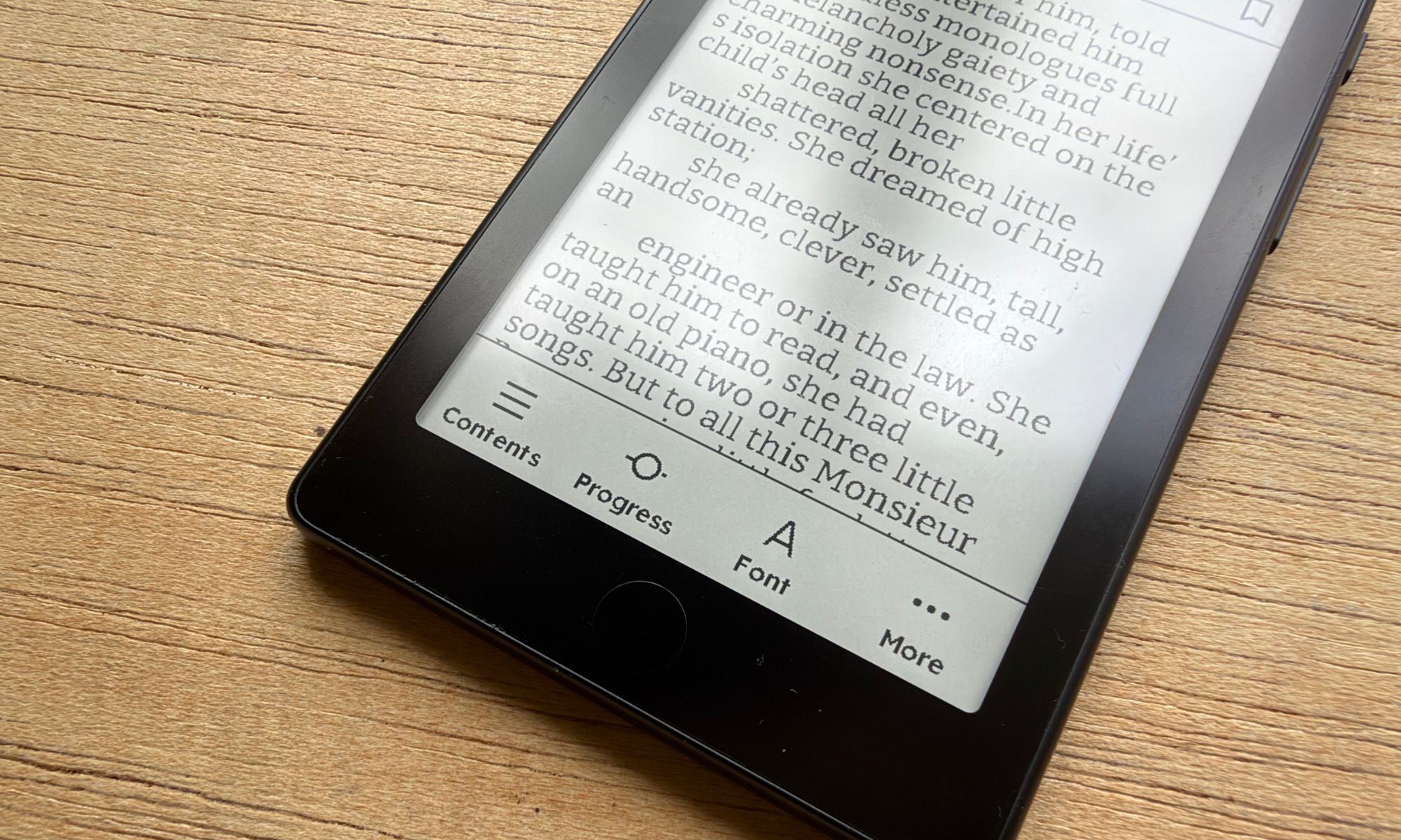 XTEINK X4 Pro ereader.