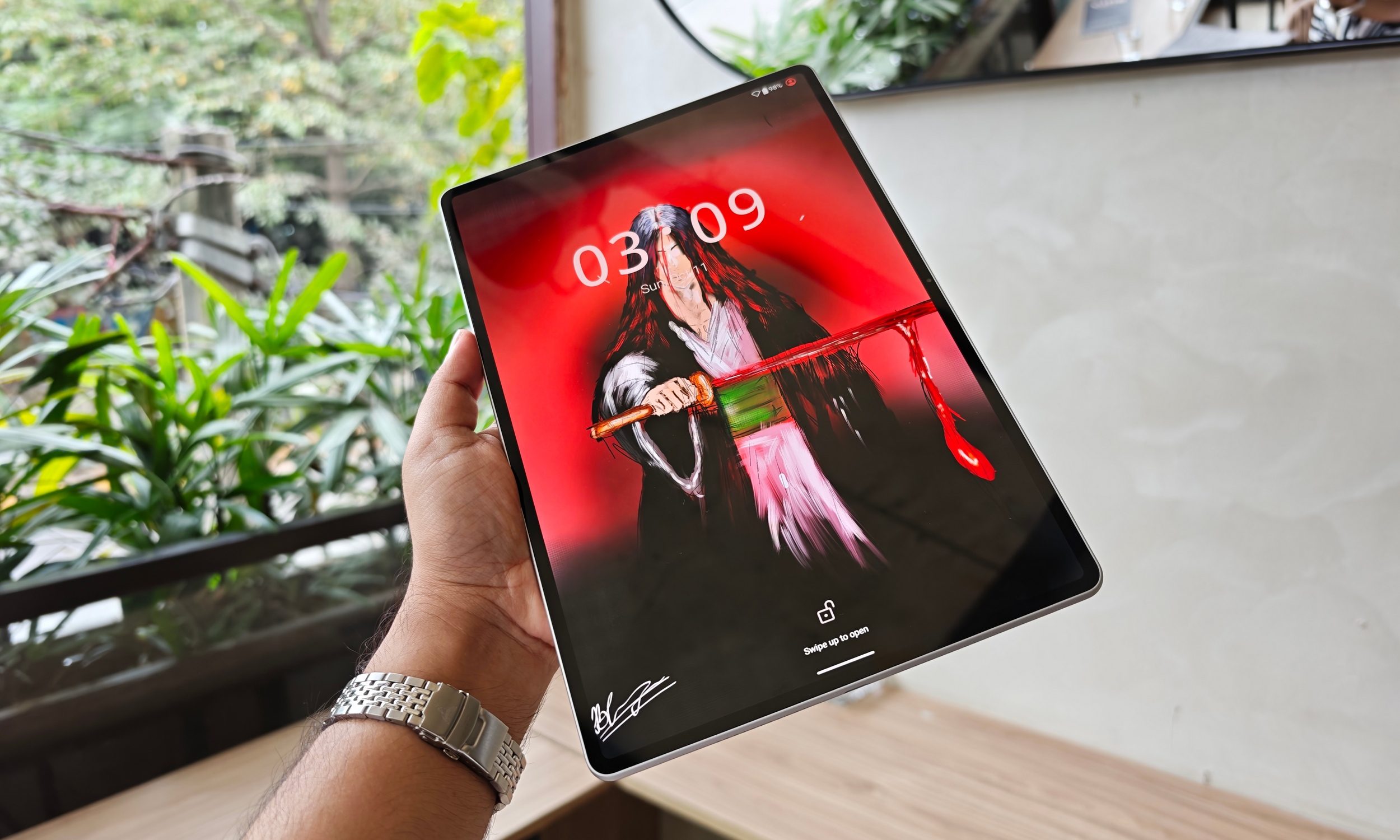 ASUS Pad Review bright display outdoors